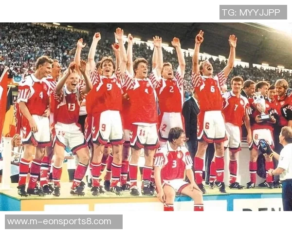 足球与希腊神话的奇妙交融探索运动与神话的激情与荣耀